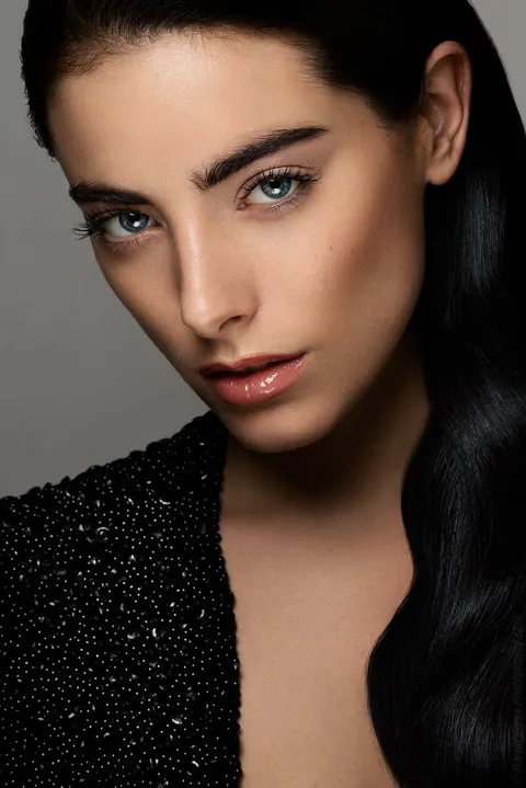 Beauty Photography & Professional Portraits — photograph 252 by Martin Higgs