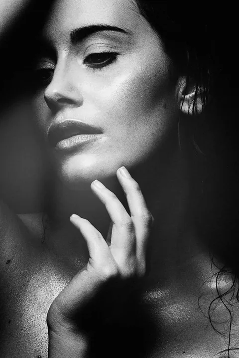 Beauty Photography & Professional Portraits — photograph 413 by Martin Higgs
