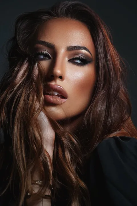 Beauty Photography & Professional Portraits — photograph 74 by Martin Higgs