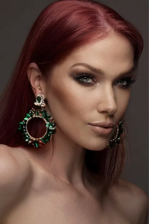 Beauty Photography & Professional Portraits — photograph 103 by Martin Higgs