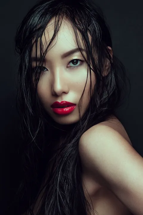 Beauty Photography & Professional Portraits — photograph 283 by Martin Higgs