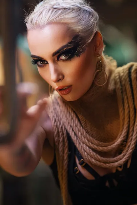 Beauty Photography & Professional Portraits — photograph 160 by Martin Higgs