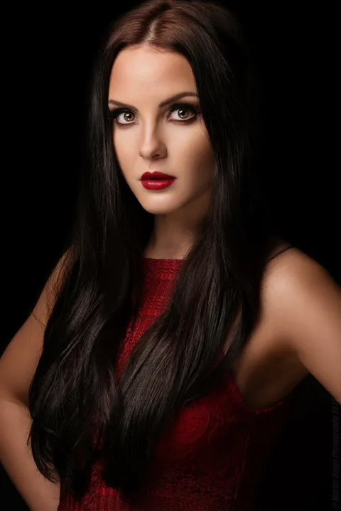 Beauty Photography & Professional Portraits — photograph 373 by Martin Higgs