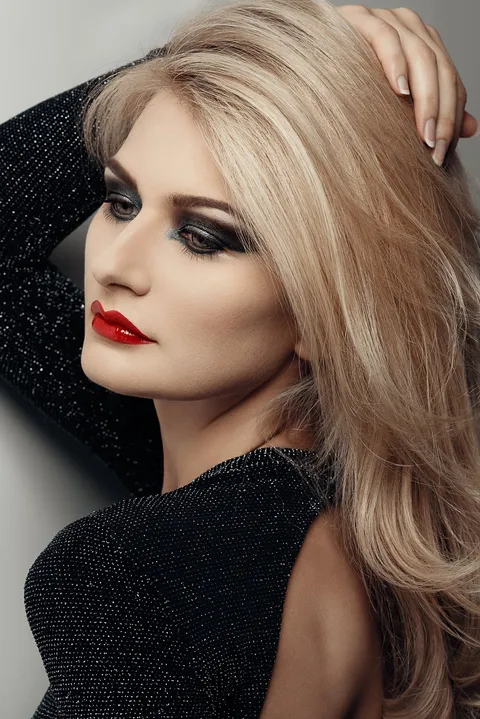 Beauty Photography & Professional Portraits — photograph 318 by Martin Higgs