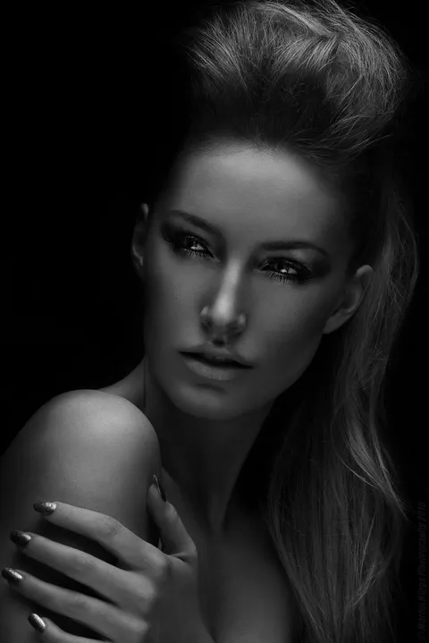 Beauty Photography & Professional Portraits — photograph 227 by Martin Higgs