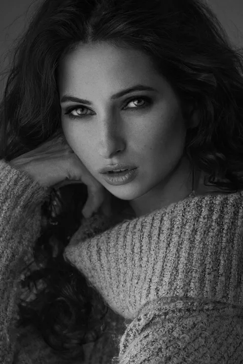 Beauty Photography & Professional Portraits — photograph 159 by Martin Higgs