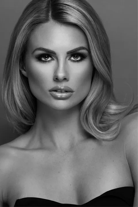 Beauty Photography & Professional Portraits — photograph 31 by Martin Higgs