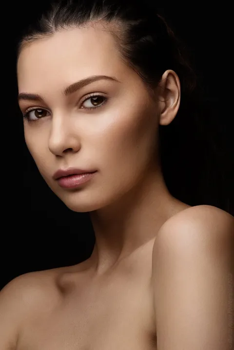 Beauty Photography & Professional Portraits — photograph 301 by Martin Higgs