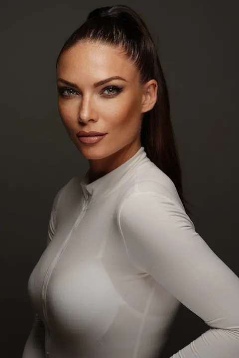 Beauty Photography & Professional Portraits — photograph 107 by Martin Higgs