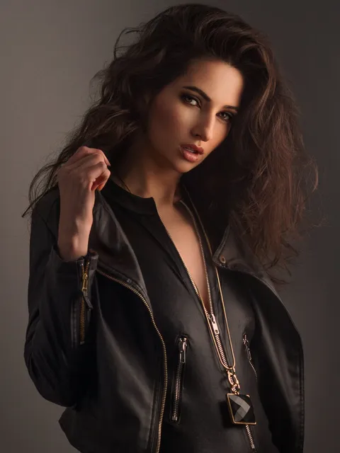 Beauty Photography & Professional Portraits — photograph 157 by Martin Higgs