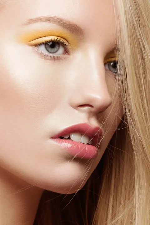 Beauty Photography & Professional Portraits — photograph 331 by Martin Higgs
