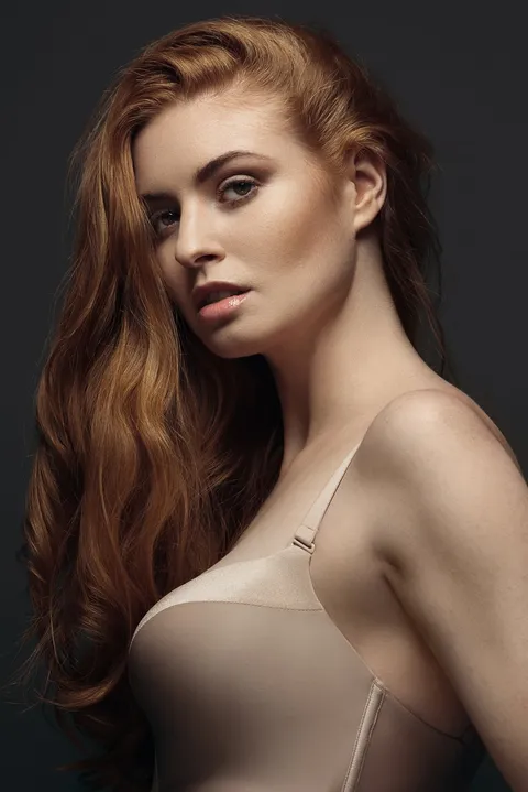 Beauty Photography & Professional Portraits — photograph 320 by Martin Higgs