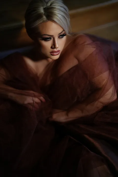 Beauty Photography & Professional Portraits — photograph 52 by Martin Higgs