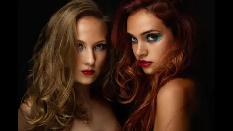 Beauty Photography & Professional Portraits — photograph 409 by Martin Higgs