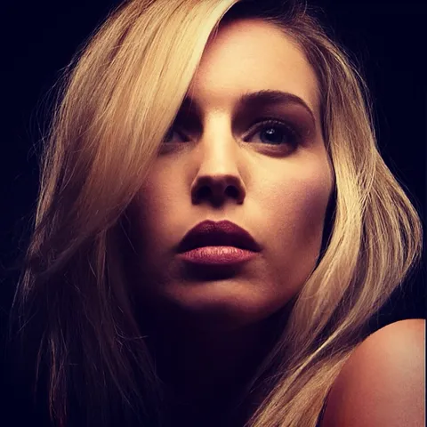 Beauty Photography & Professional Portraits — photograph 410 by Martin Higgs