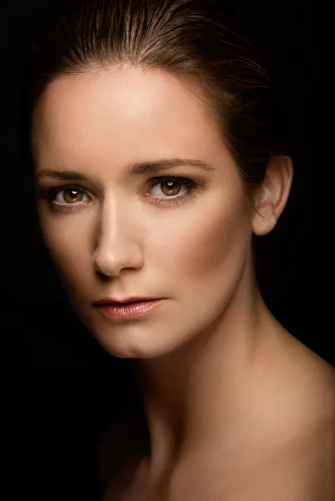 Beauty Photography & Professional Portraits — photograph 292 by Martin Higgs