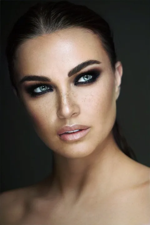 Beauty Photography & Professional Portraits — photograph 146 by Martin Higgs
