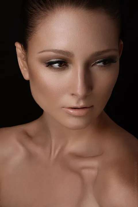 Beauty Photography & Professional Portraits — photograph 260 by Martin Higgs