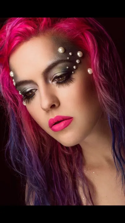 Creative Beauty Photography — photograph 31 by Martin Higgs