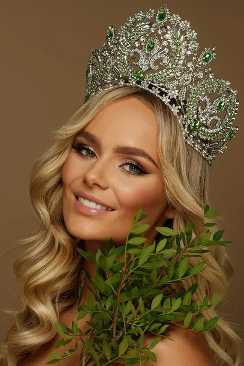 Pageant Headshots Photography — photograph 29 by Martin Higgs